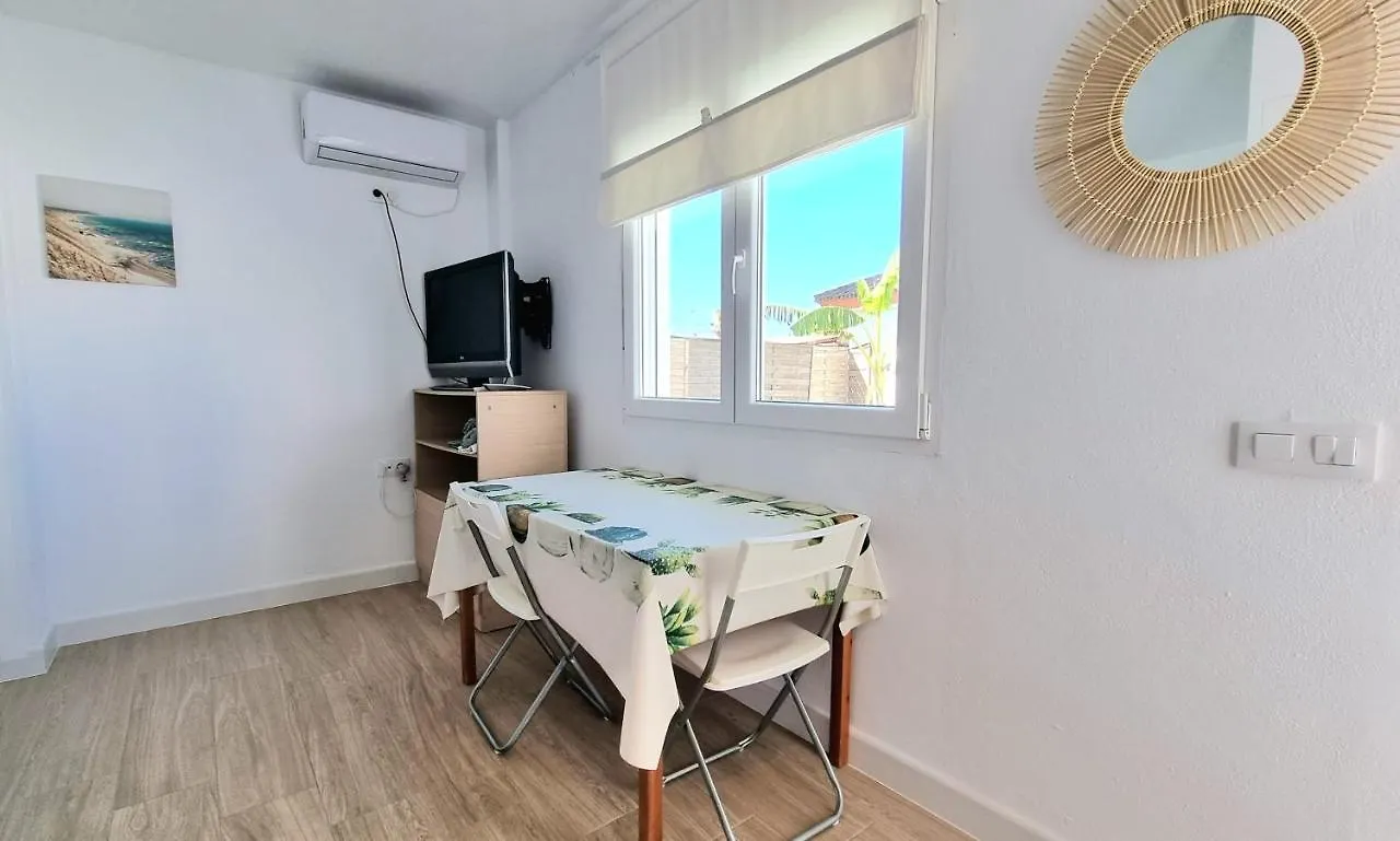 Habitacion Privada Con Bano Y Jardin Privado Chiclana de la Frontera Apartment